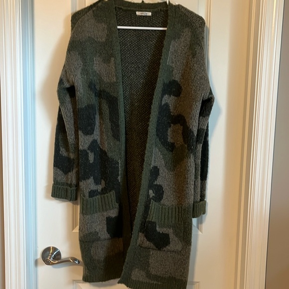 Maurices army pattern cardigan - Picture 1 of 2